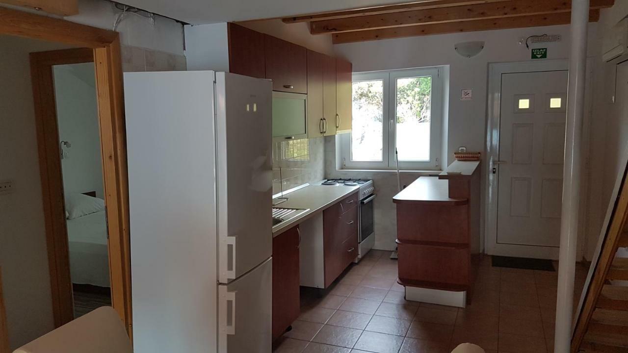 Apartments Angelo Polače Eksteriør billede